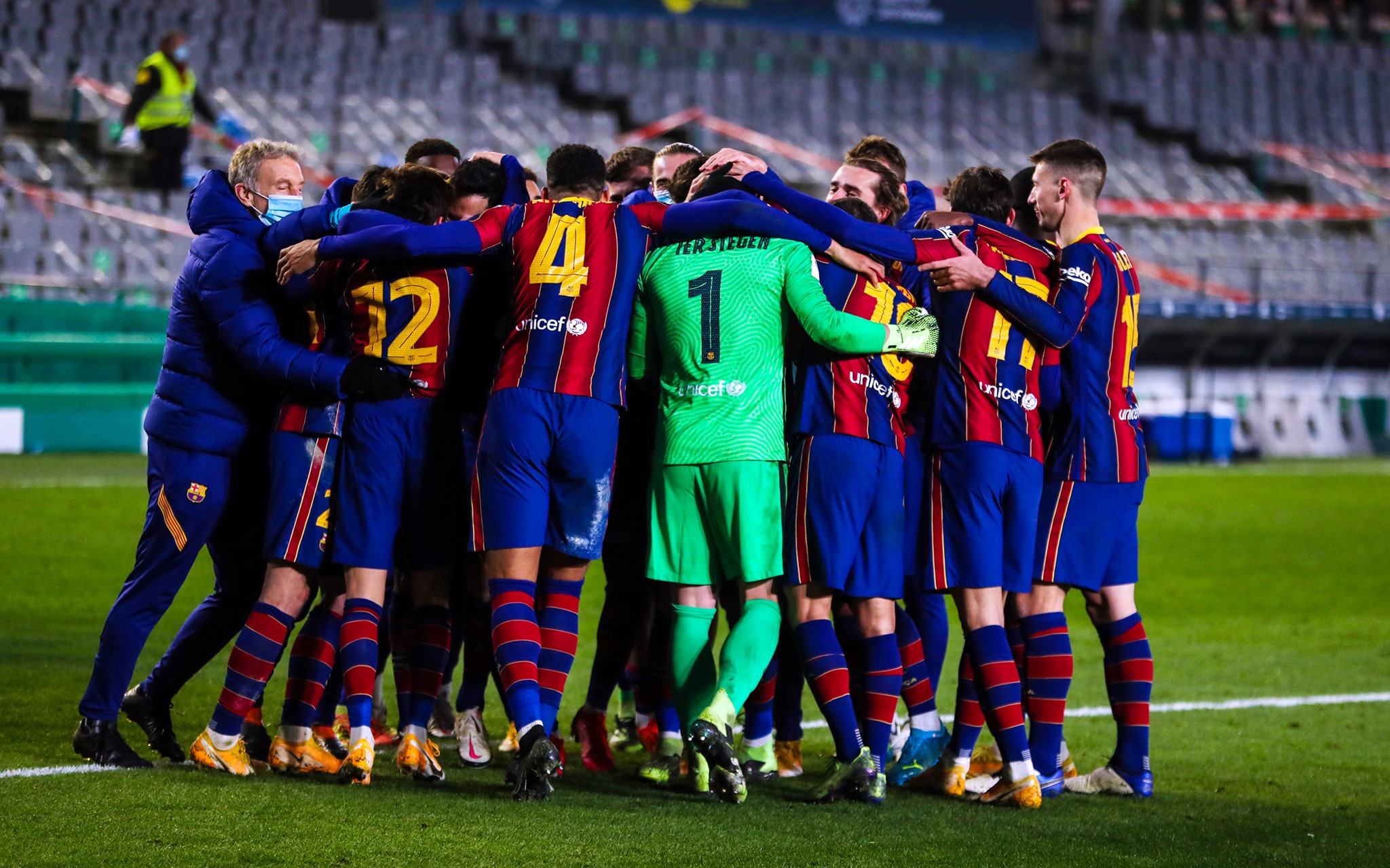 Association of Spanish Footballers have sent a stern warning to Barcelona Football Club |READ