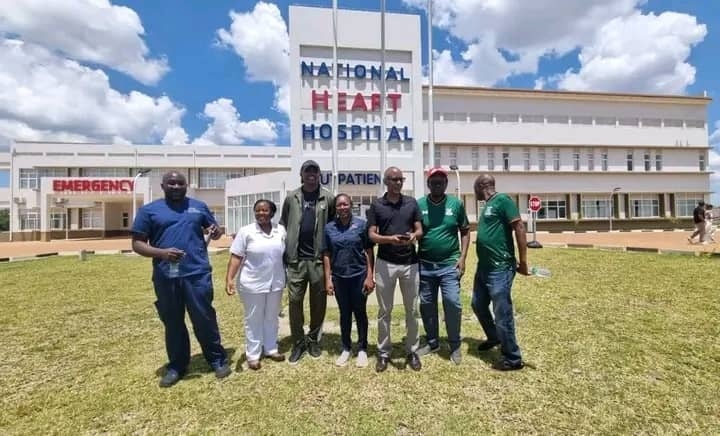 Former Arsenal Sensation Nwankwo Kanu Inspires at National Heart Hospital