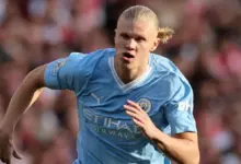 Guardiola: Haaland out for Man City until late January.