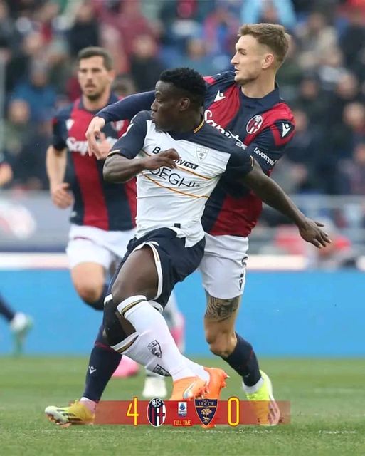 Zambian Winger Lameck Banda Suffers Injury in Lecce's Serie A Defeat