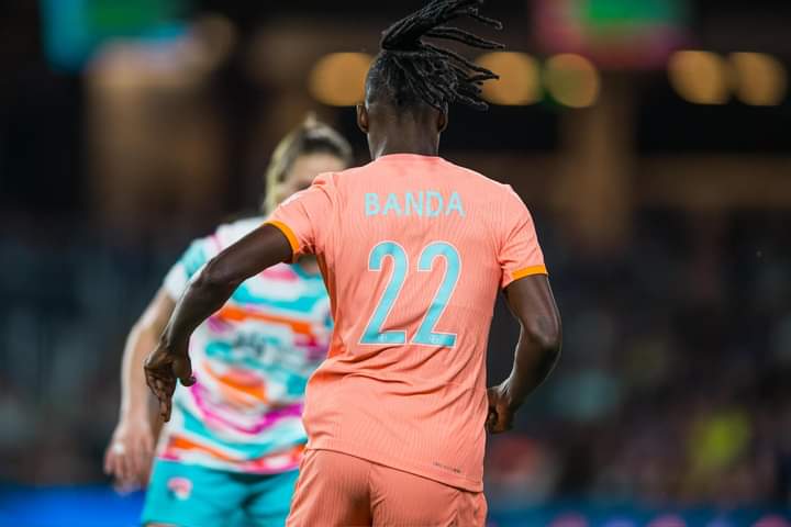 USA ????????: Barbra Banda makes her NWSL debut